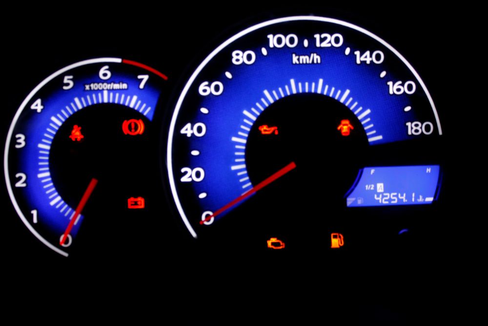 What You Need To Know About Auto Diagnostics And Check Engine Light Service